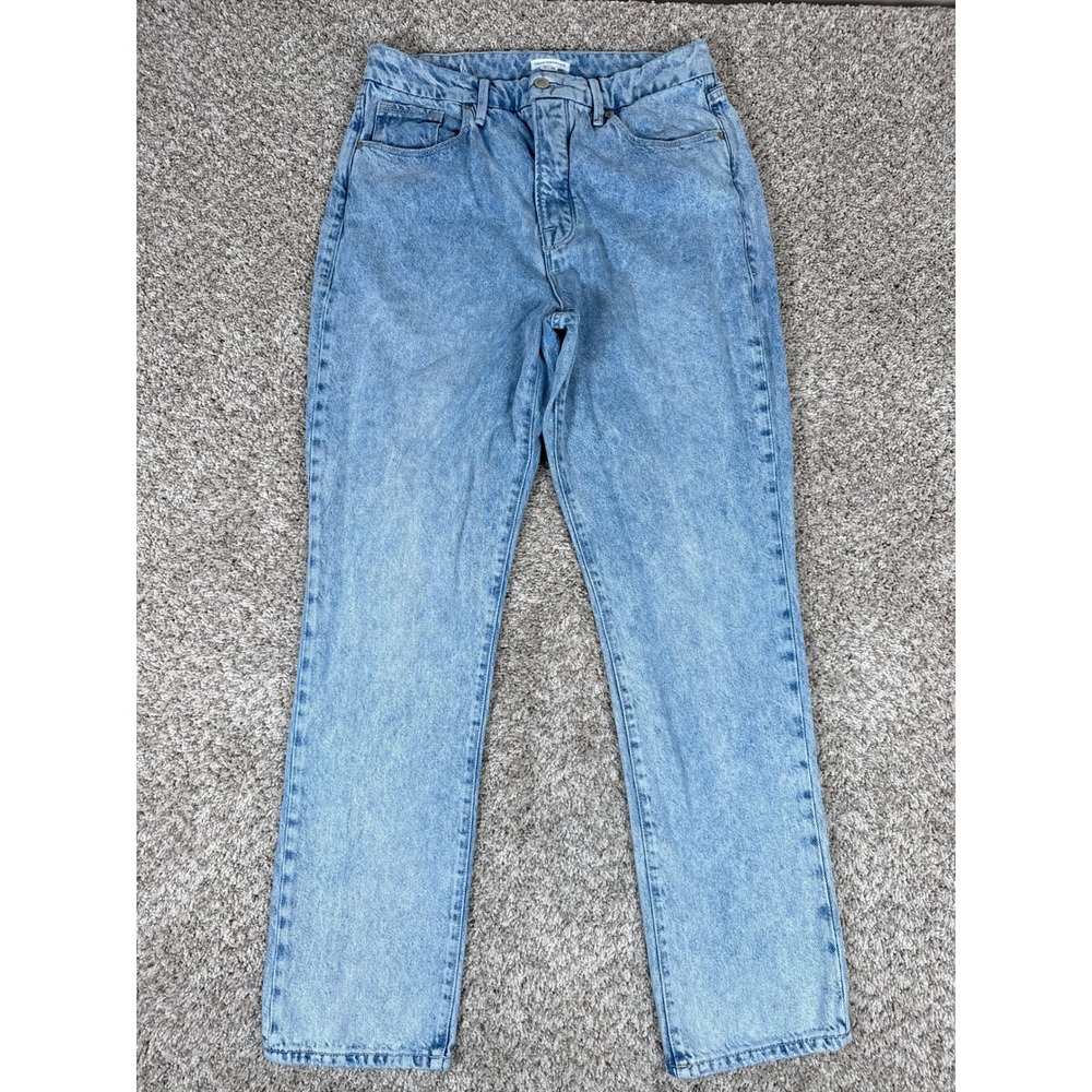 Good American Straight Leg Jeans in Light Blue Wash